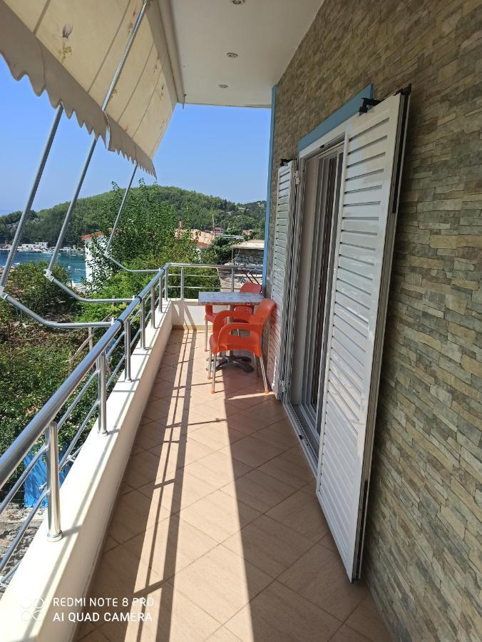 Bella Vista Hotell Himare Exteriör bild