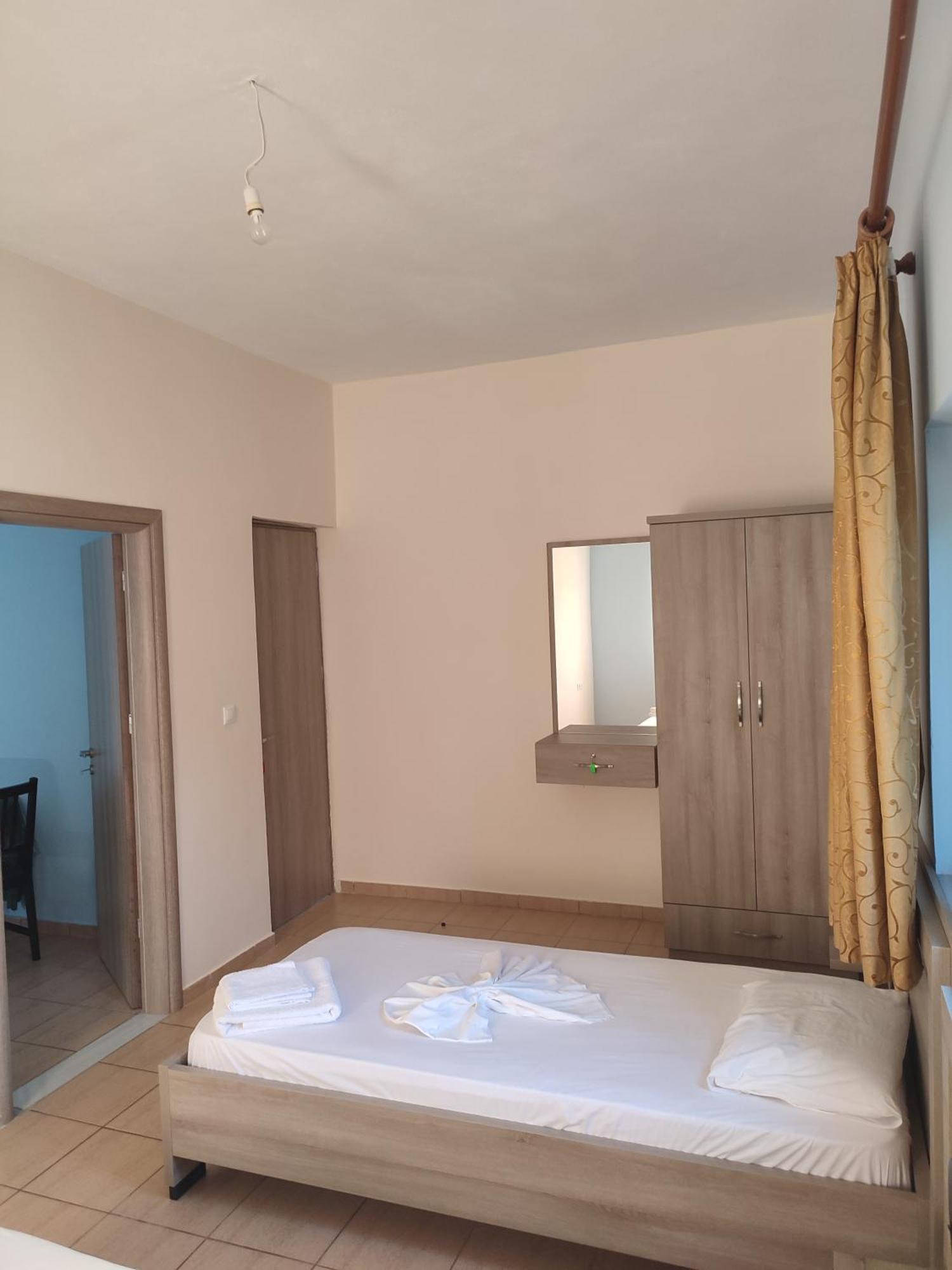 Bella Vista Hotell Himare Exteriör bild