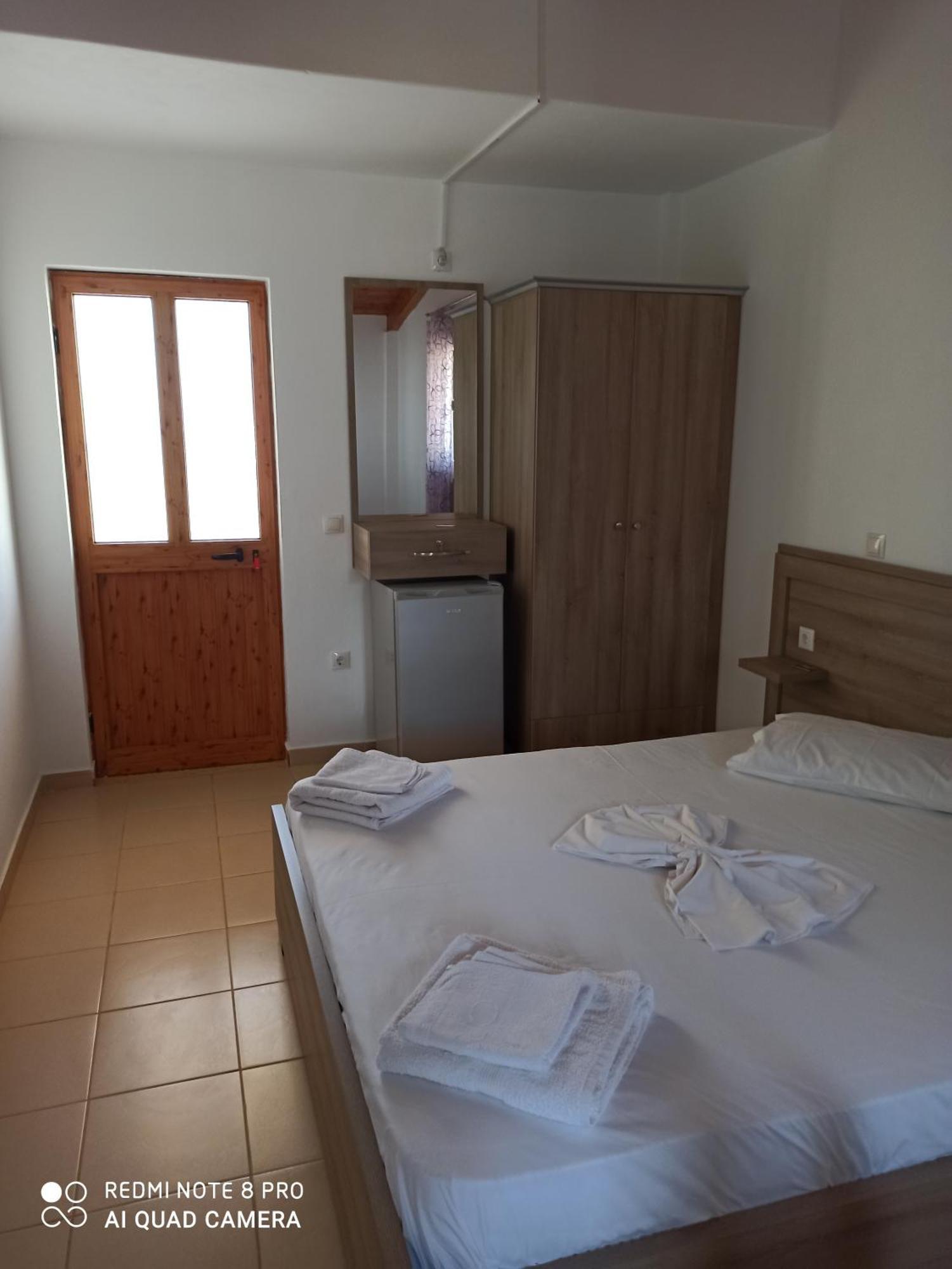 Bella Vista Hotell Himare Rum bild